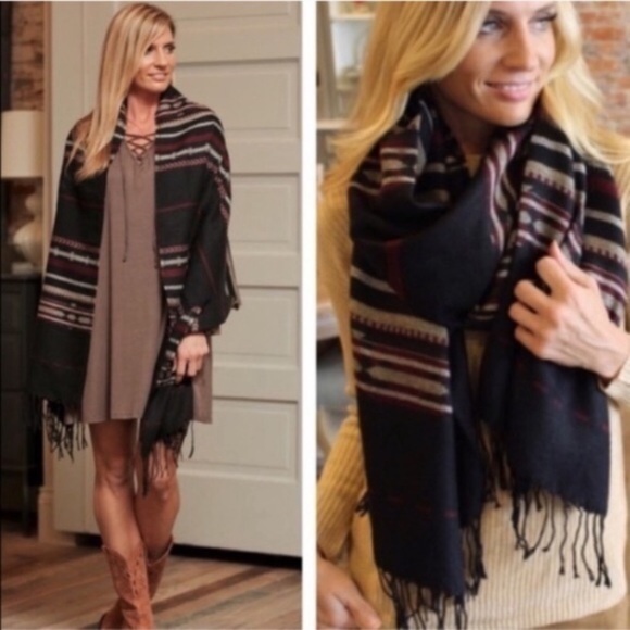 Infinity Raine Accessories - 🎃FINAL PRICE🎃 NWTB. INFINITY RAINE Aztec Scarf